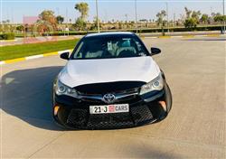 تۆیۆتا کامری